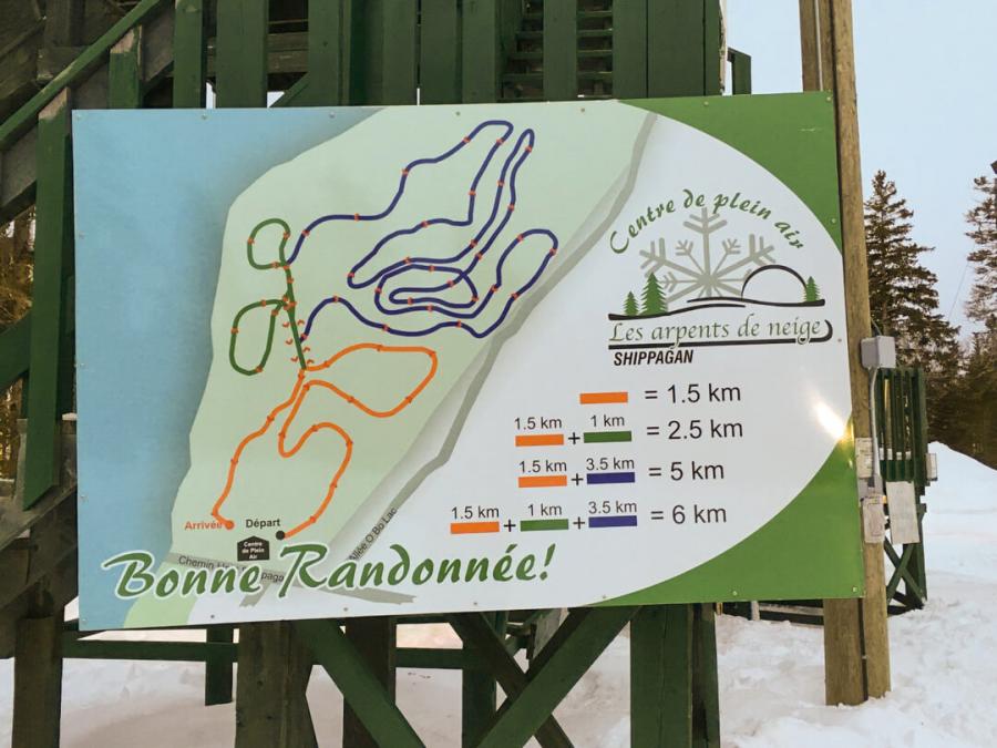 A trail sign at Les arpents de neige in Shippagan