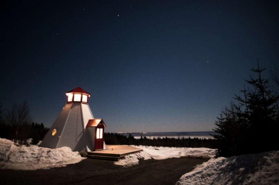 Lighthouse Glamping Unit, Broadleaf Ranch