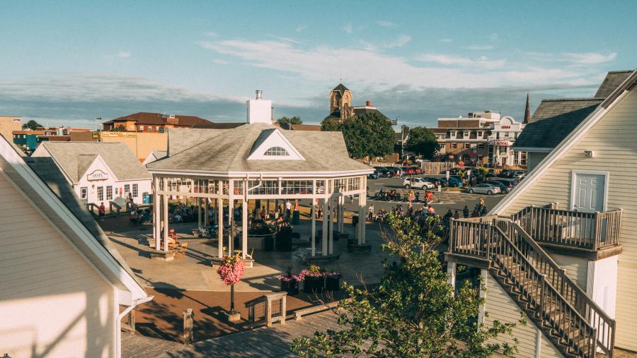 Promenade Waterfront, Bathurst