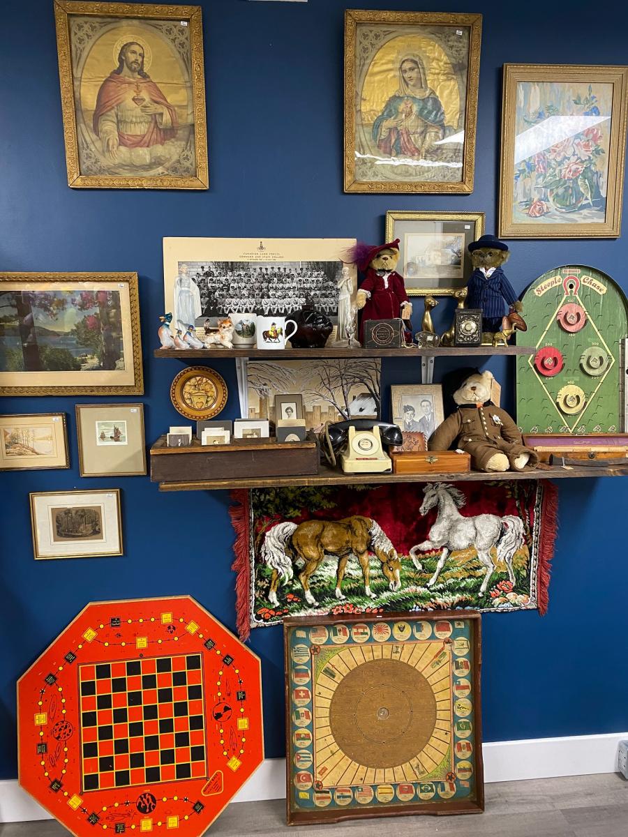 Chase Benjamin Antiques - Main Street Fredericton