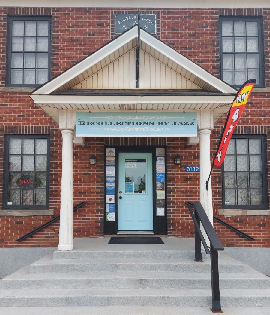 Recollections by Jazz Antique Mall, Salisbury