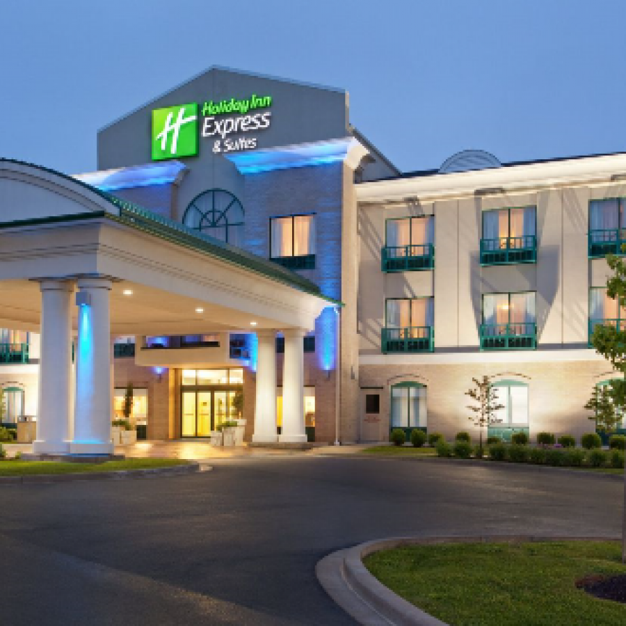 holiday inn express airport dieppe