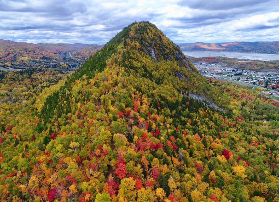 Mount Sugarloaf and the city of Campbellton
