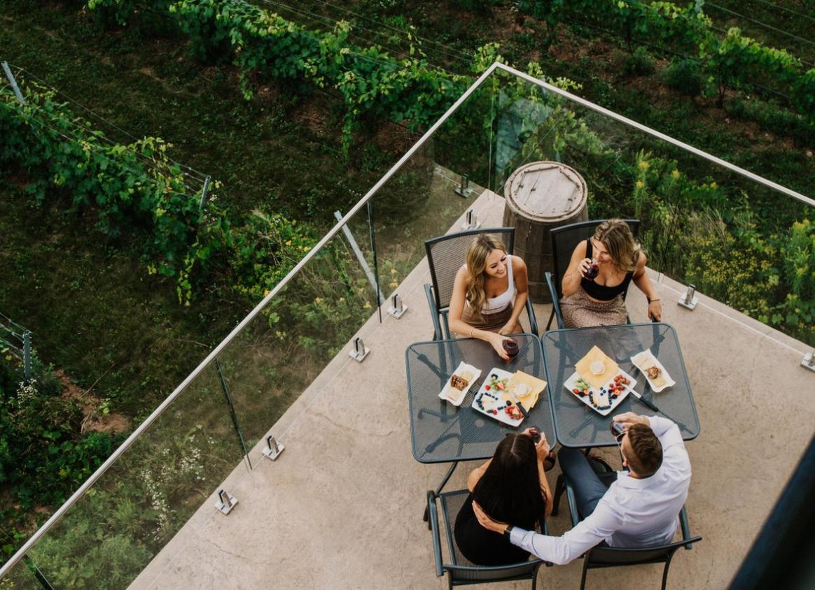 Magnetic Hill Winery